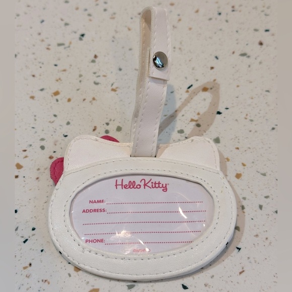 Hello Kitty Trio Set of Small Bags for Travel - Picture 13 of 16